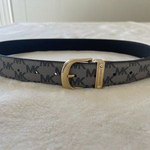MK Twist Reversible Genuine Leather MK Logo Belt